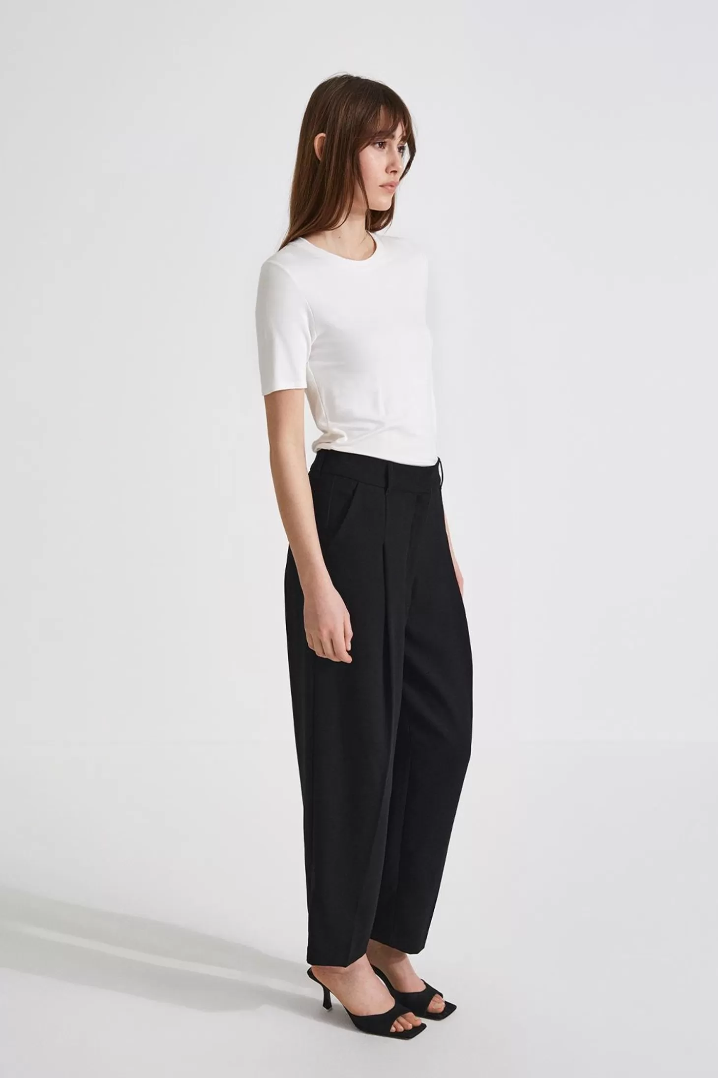 chambers_tshirt_2-5.webp Stylein Tops & Shirts-Chambers T-Shirt