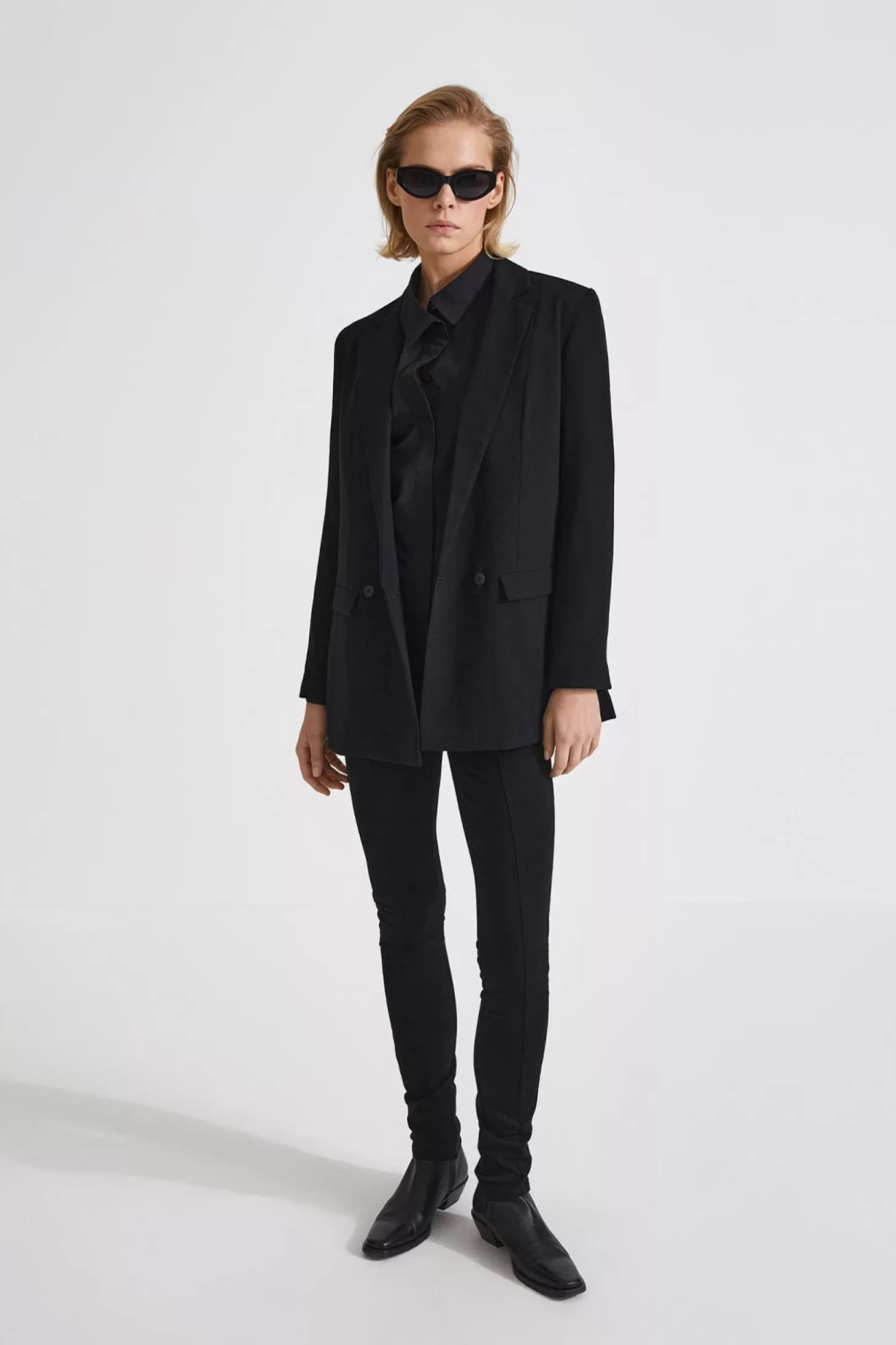 daniella_leggings_3.webp Stylein Basics-Daniella Leggings