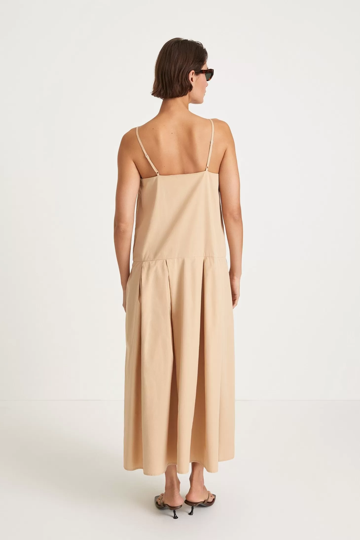 jelena_dress_3.webp Stylein Dresses & Skirts-Jelena Dress